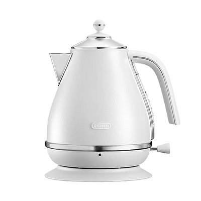 Delonghi Kettle - White
