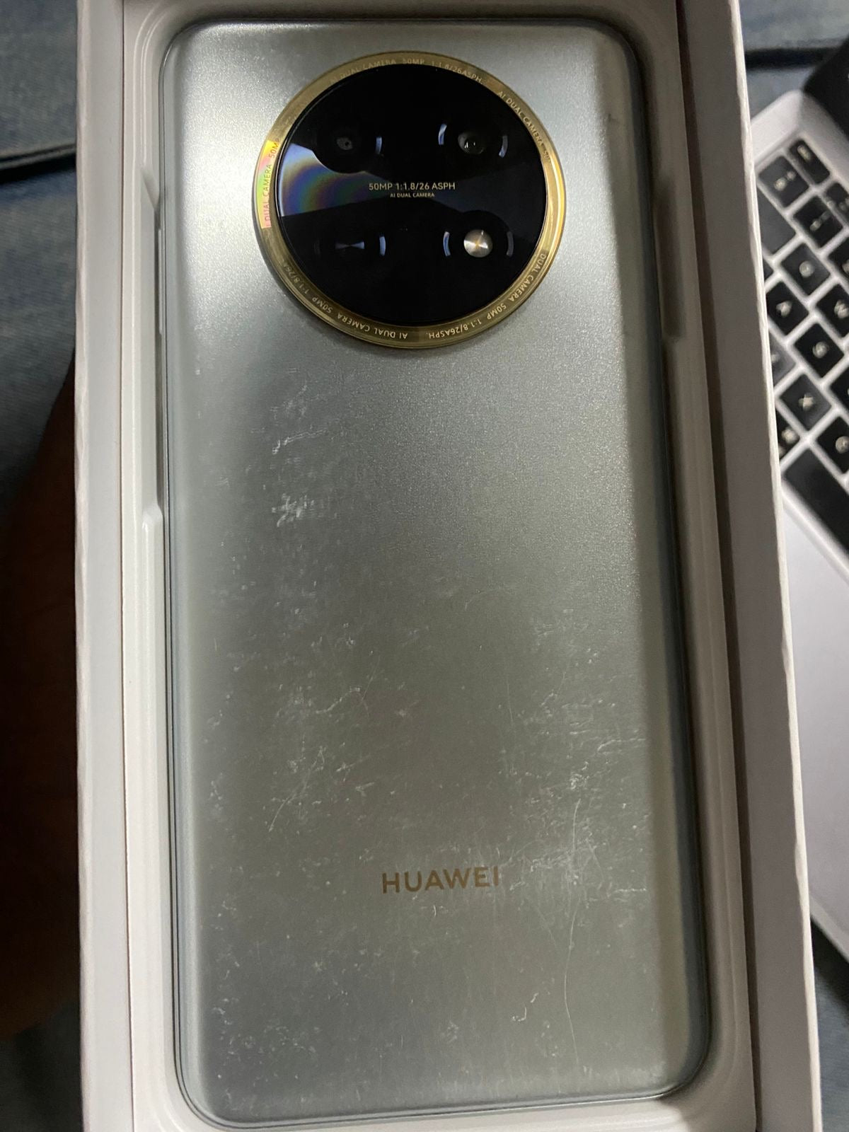 Huawei Nova Y91 – Moonlight Silver
